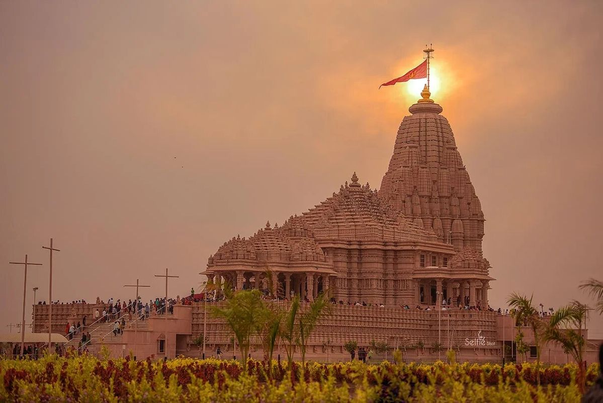 Dwarkadheesh Temple — West Zone headquarters